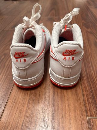 Nike Air Force 1 Blancas Rojas