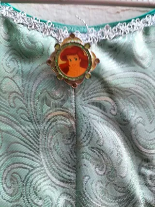 Lote 2 Vestidos Disney Princesas