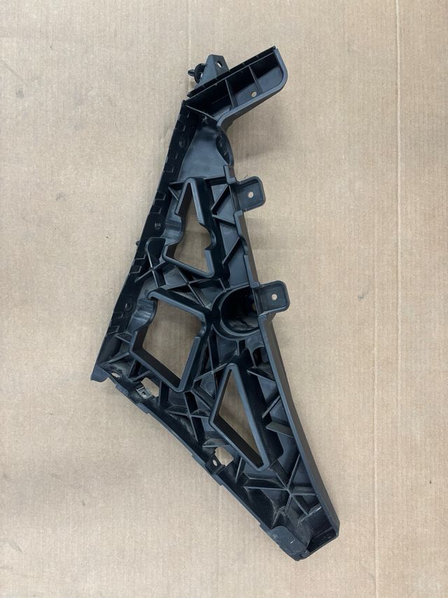 Soporte Paragolpes Trasero Jaguar XE