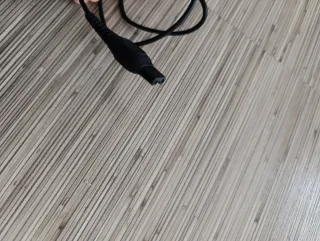 Carregador Philips Preto