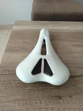 Selle Italia SLR Carbono