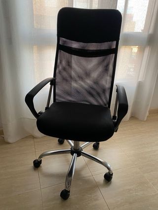 2 Sillas de oficina ergonómicas negras