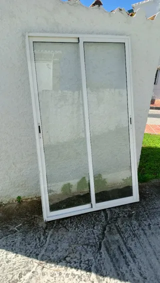 Puerta balconera aluminio corredera