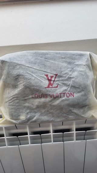 Bandolera Louis Vuitton Negra