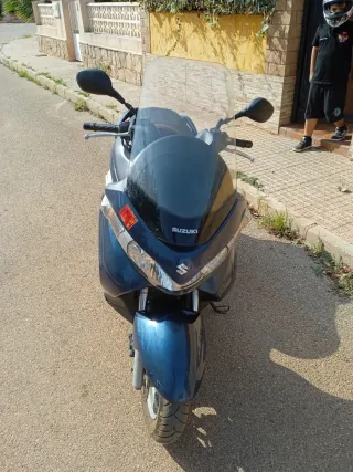 Suzuki Burgman 125cc Azul