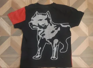 T-shirt Amstaff nera e arancione