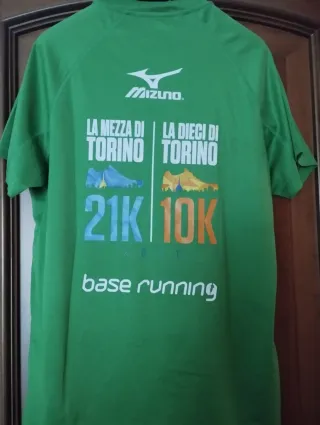 Due Magliette running Mizuno 21K 10Ke Makito