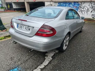 Mercedes-Benz  CLK 2003