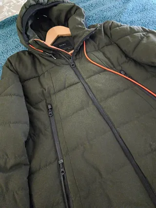 Chaqueta acolchada Zara verde militar