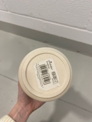 Tarro de cerámica con tapa de bambú