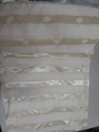 Telas para cortinas, colchas, manteles, camillas