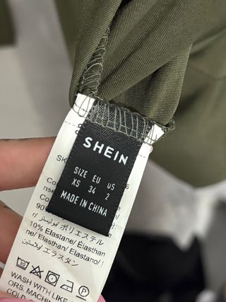 Mono verde manga larga cremallera