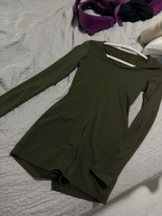 Mono verde manga larga cremallera