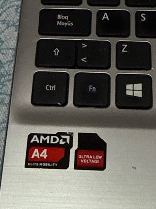 Portátil Acer Aspire V5-122P