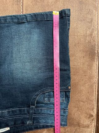 Falda vaquera mini estilo 2000s