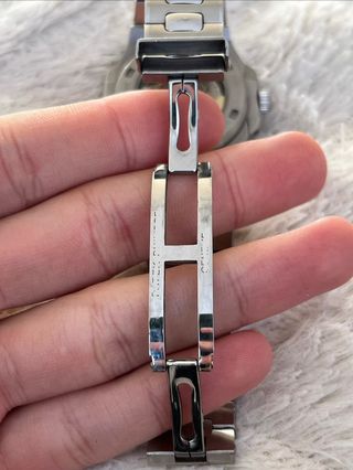 Reloj de pulsera plateado para hombre