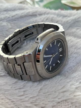 Reloj de pulsera plateado para hombre