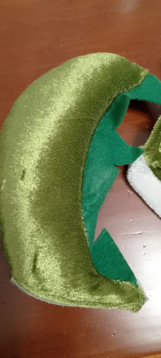 Disfraz de dinosaurio verde