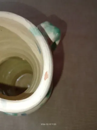 Piccola brocca in terracotta smaltata