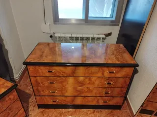 Cómoda Vintage Madera y Negro