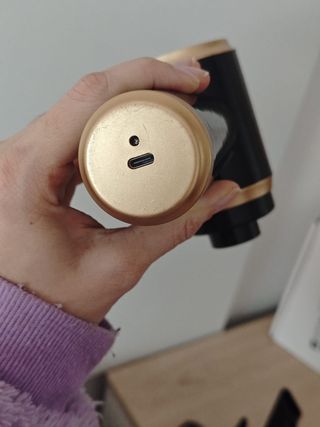 Aspirador de mão portátil