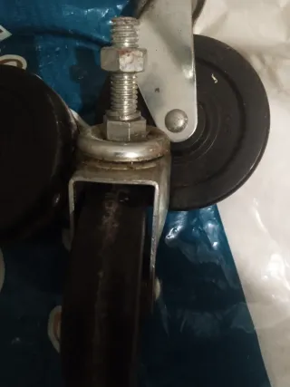 Ruedas para muebles (4 unidades)