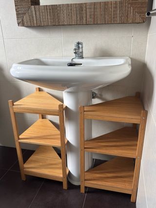 Estantería esquina bajo lavabo bambú