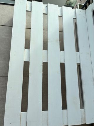 Sofá de palets blanco 120x80x68 cm