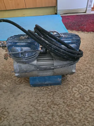 Compresor de aire azul