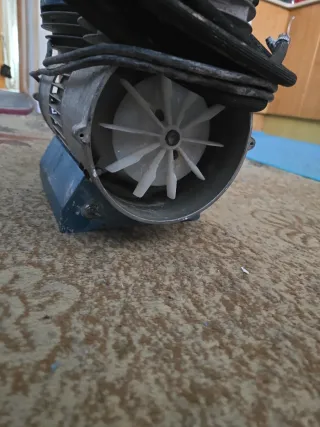 Compresor de aire azul