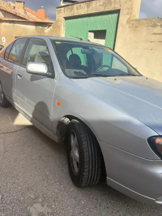 Nissan Primera 2001
