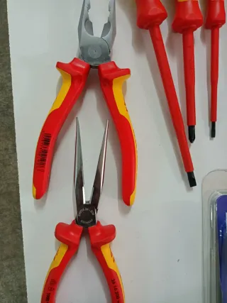 Set di utensili Knipex e Makita