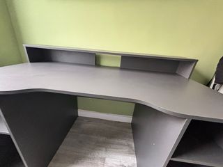 Scrivania da gioco grigia