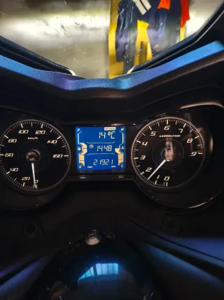 Yamaha XMAX 300 Scooter