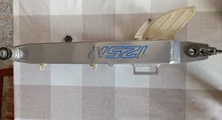 Basculante Honda CRM 125