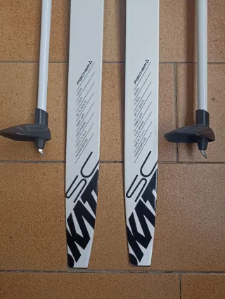 Esquís Fischer SC Skate + Bastones + Botas