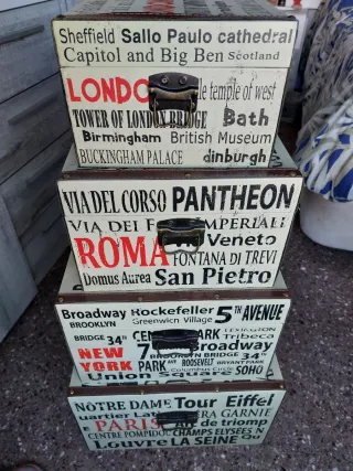 Set di 4 bauli decorativi vintage