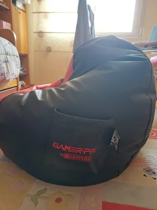 Puff Happers gamer pro de color rojo y negro