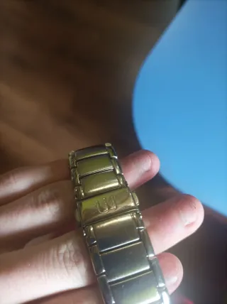 Reloj de Pulsera Plateado y Blanco