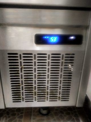 Mesa refrigeración baja acero inox MFB-270-C