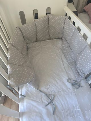 Cuna blanca de madera + colchón