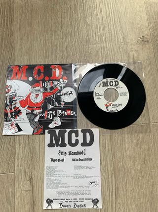 MCD Les desea Merry Krismas Punk Rock