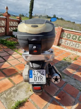 Kymco Xciting 500 Plata