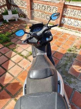 Kymco Xciting 500 Plata