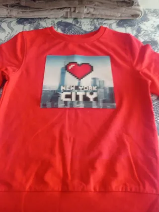 Sudadera niño/a roja New York City T6/7, sin estre