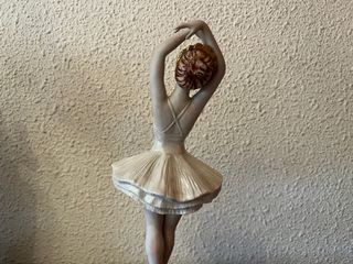 Figura bailarina cerámica