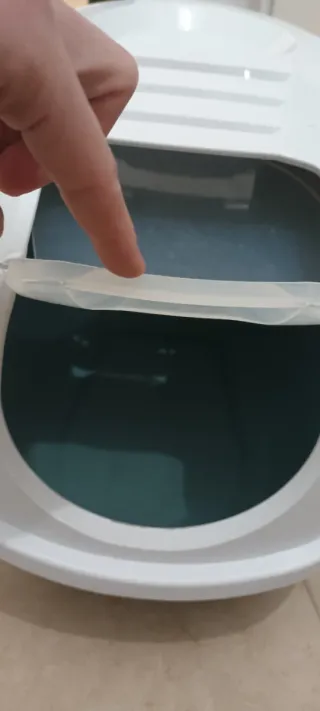 Arenero para gato con techo