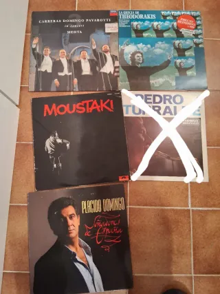 LPs Carreras Domingo Pavarotti Moustaki
