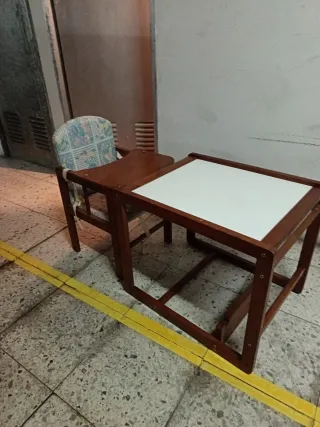 Silla de comer para bebé de madera