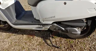 Kymco Like 125 scooter bianco